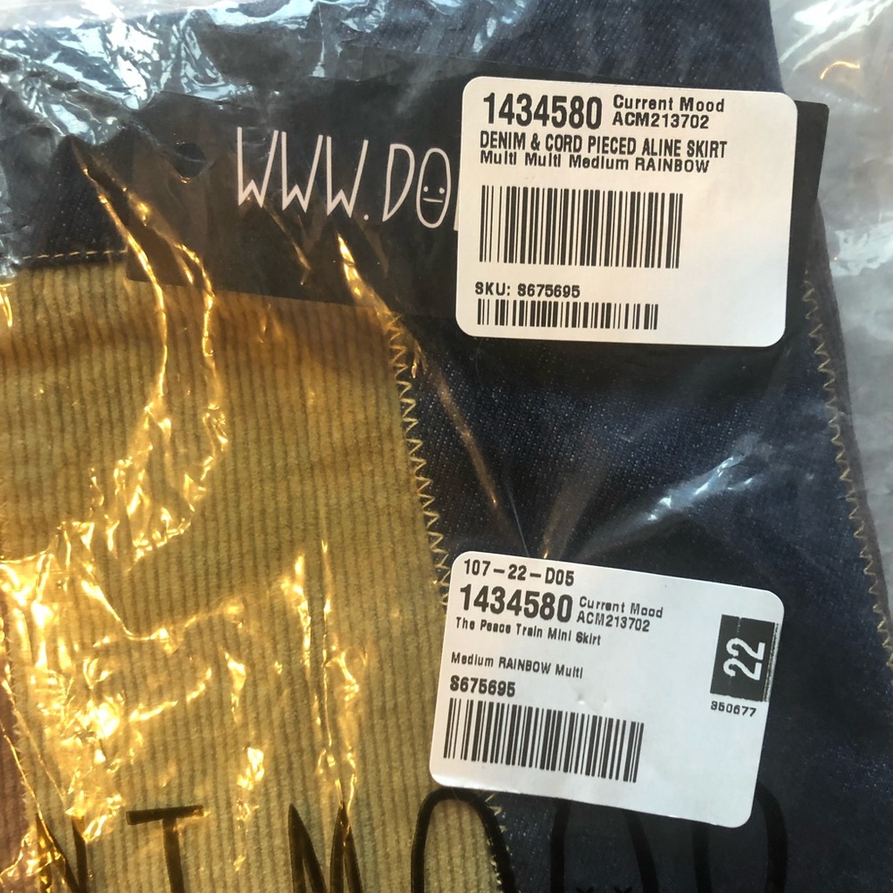 NWT Current Mood The Peace Train Mini Skirt - Picture 5 of 5